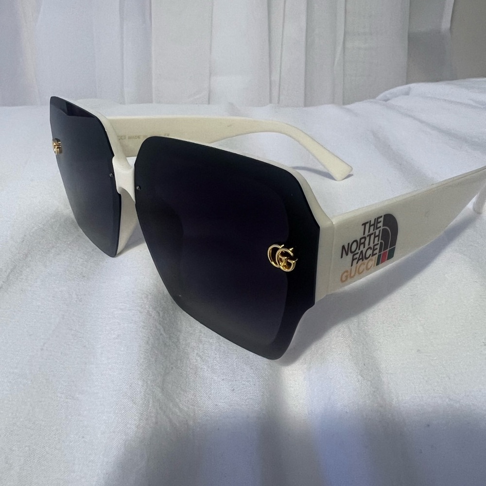 SUNGLASSES - Picture 3 of 4
